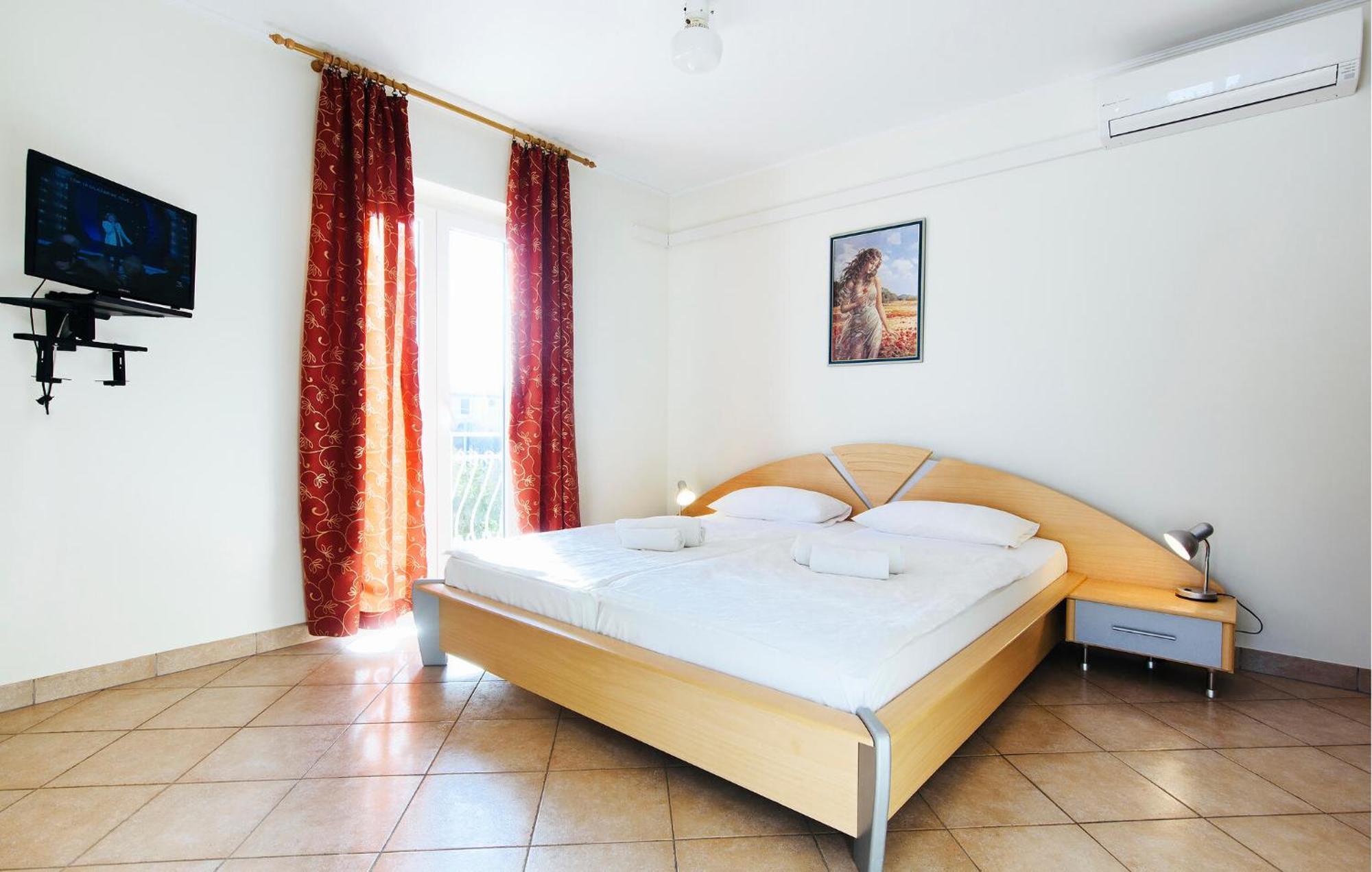Amazing Apartment In Jezera With Wifi Vrelo Korenicko Exterior photo